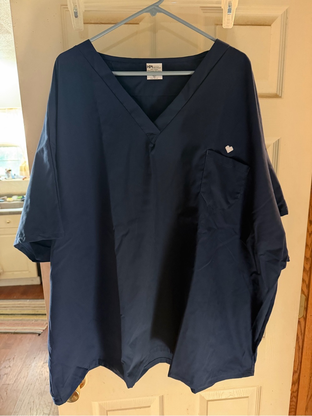 Men’s Navy Scrub top